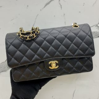 Medium Classic Flap in Caviar Skin