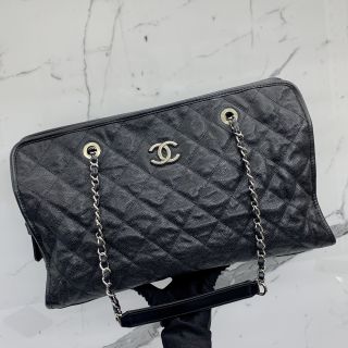 Chanel Chain Tote in Caviar Skin