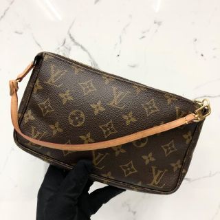 Louis Vuitton Monogram Accessoires Pochette