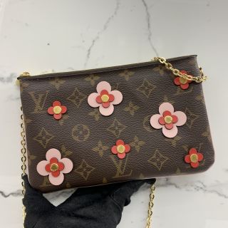 M63905 DOUBLE ZIP POCHETTE