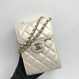 Chanel Bag Lambskin Iridescent WOC No.30 W/Card/ Condition: 