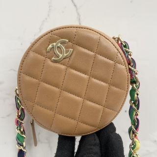 Chanel No.30 Round Chain Shoulder Bag in Lambskin