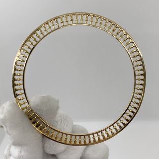 HORIZONTAL CIRCLE BANGLE AU750