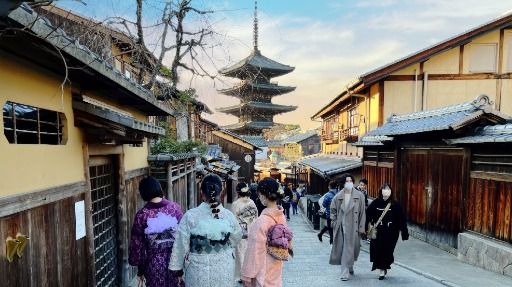 Tour WE LOVE KYOTO, THE HIGASHIYAMA DISTRICT preview