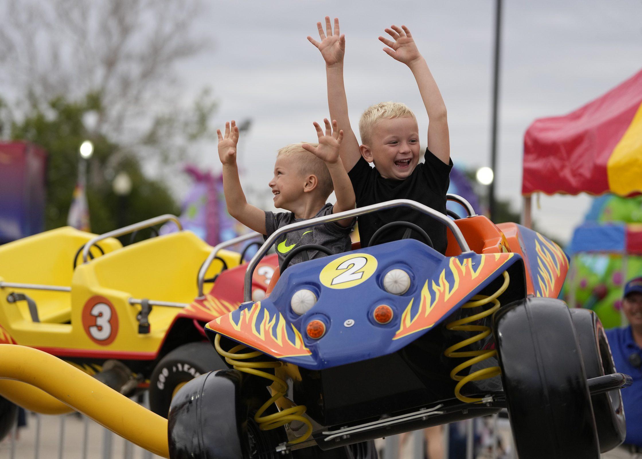 Two riders on kid ride