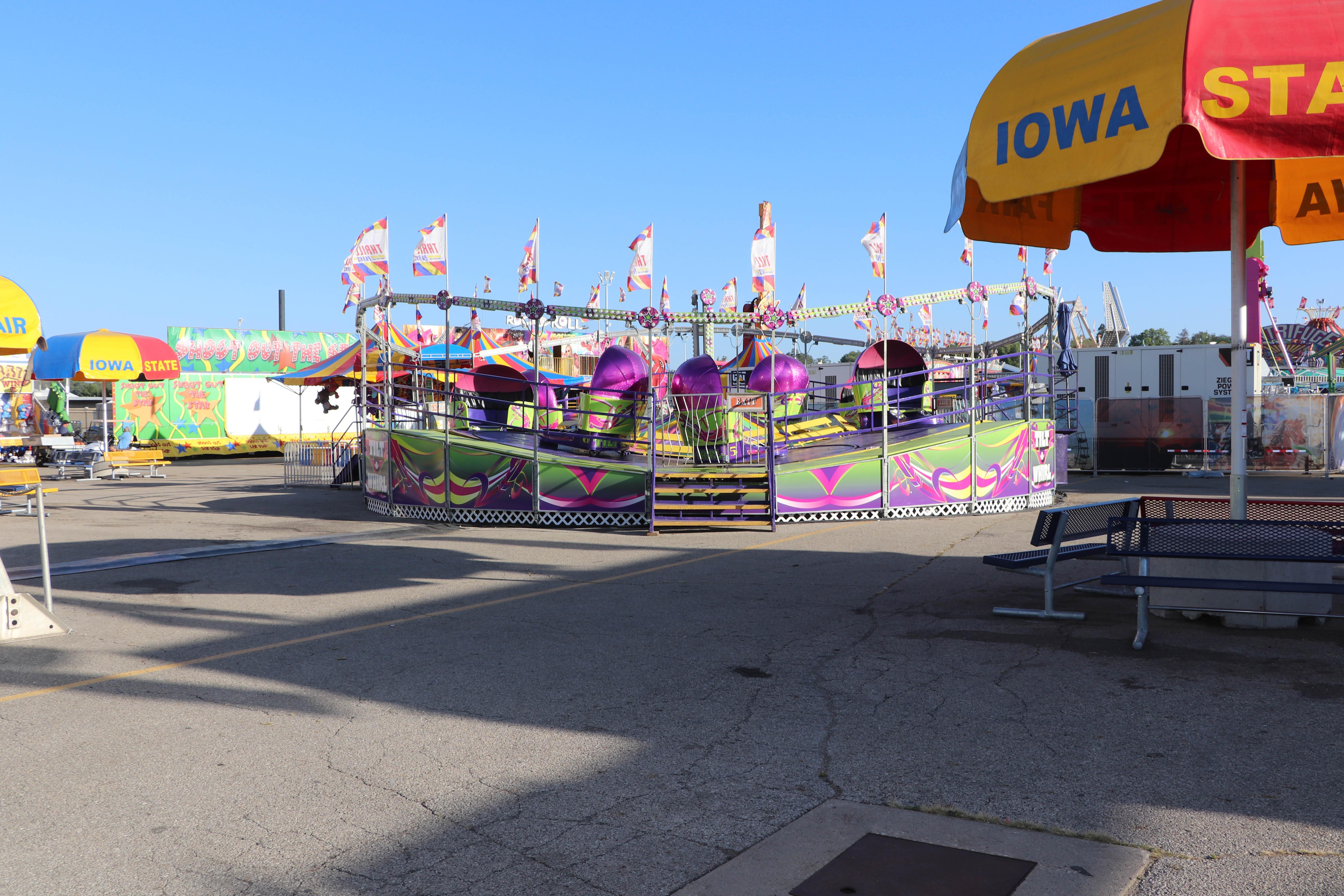 Tilt a Whirl