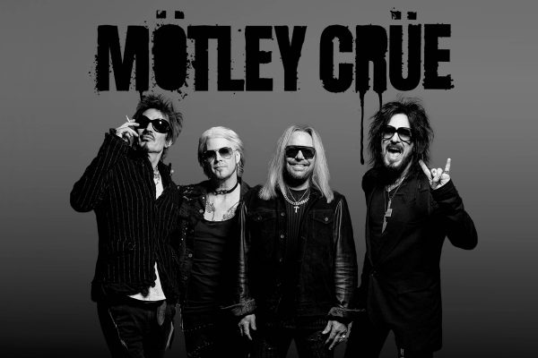 MOTLEY CRUE