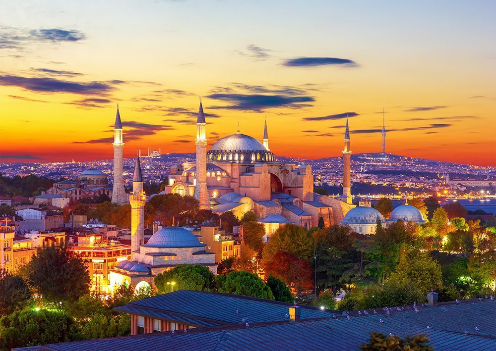 The Hagia Sophia in Istanbul at sunset