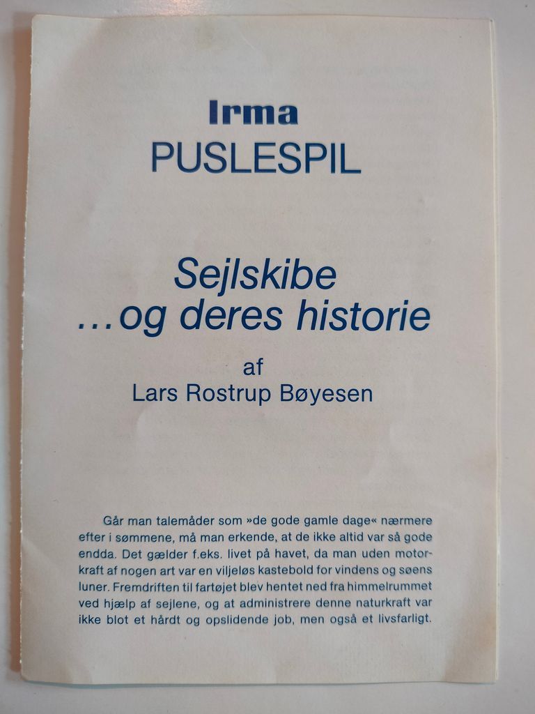 Text in Danish on a white background discussing the history of sailing ships.