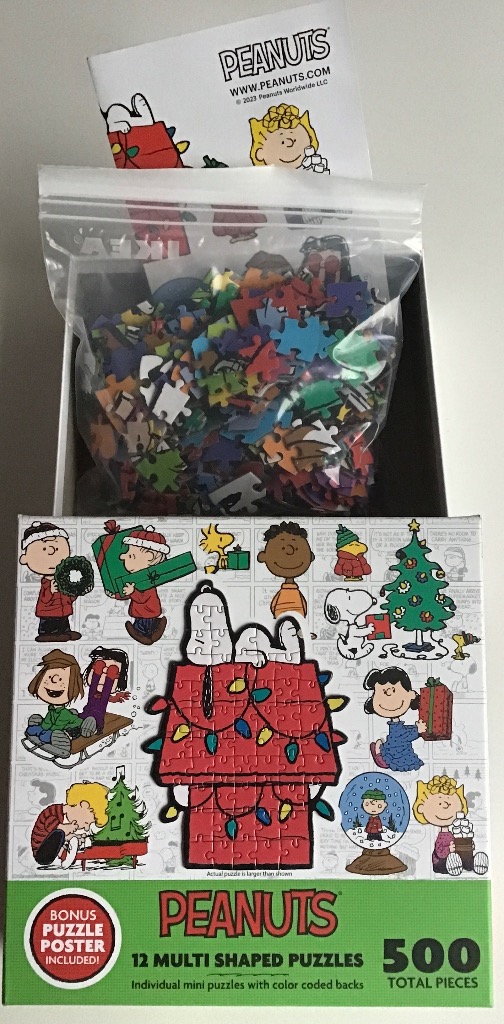 Peanuts Holiday Friends