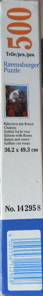 Kätzchen mit Rosen
