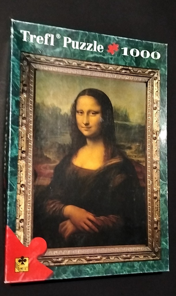 Reproduction of Leonardo da Vinci's Mona Lisa in a decorative frame