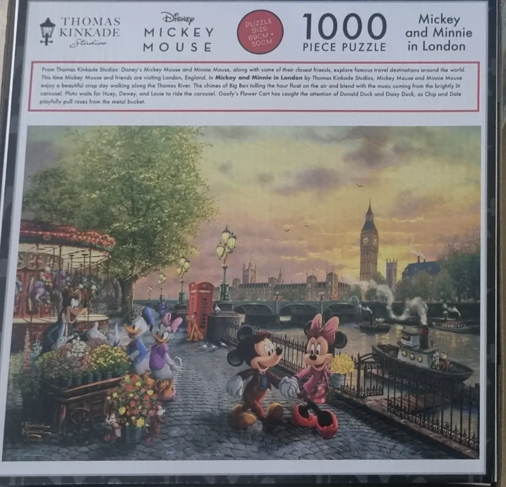 Mickey and Minnie in London