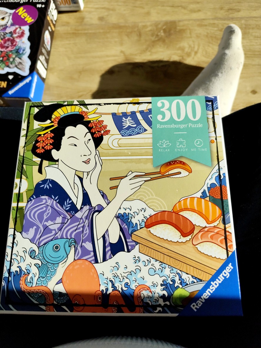 Illustration of a geisha holding sushi with ocean waves and sea creatures.