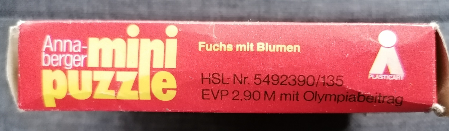 Fuchs mit Blumen