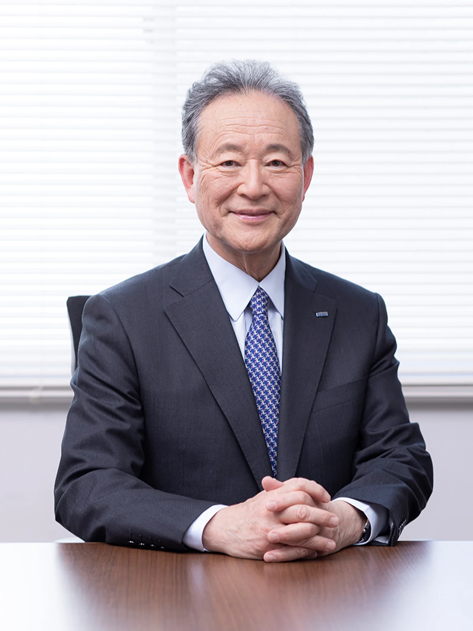 佐藤順英氏 (同社HPより)