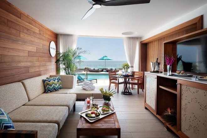 Social Lounges And Cabanas