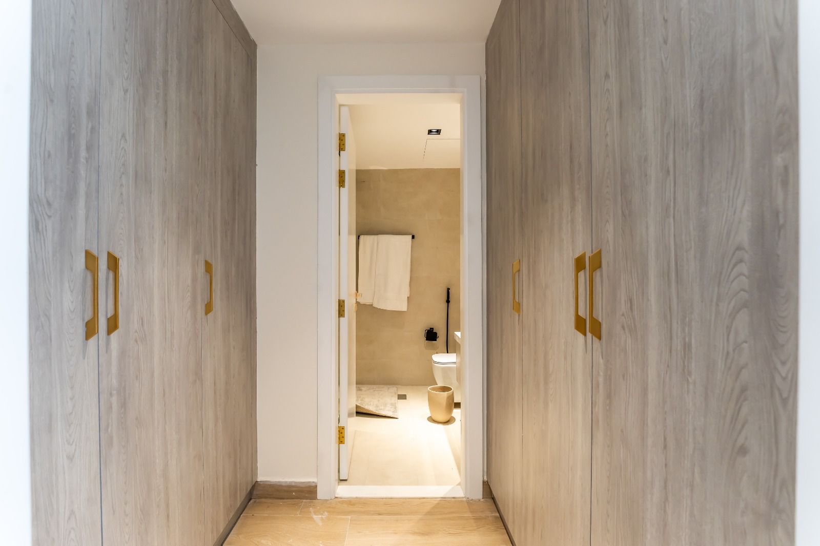 interior 14