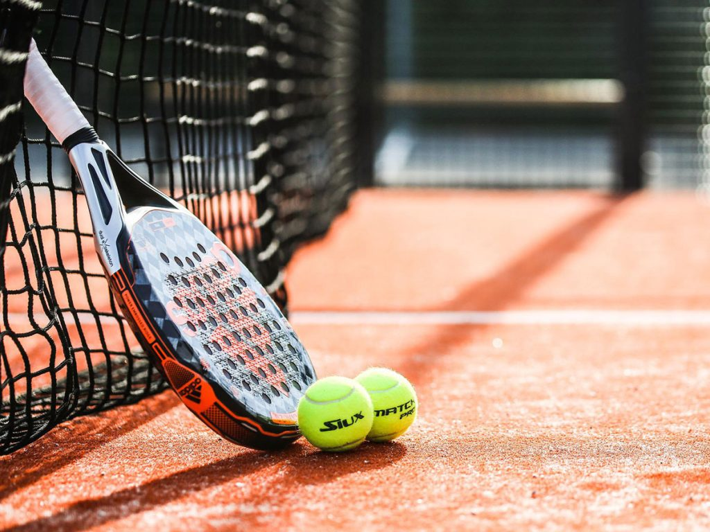 Paddle Court