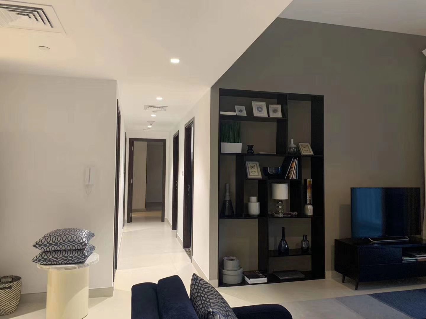 interior 2