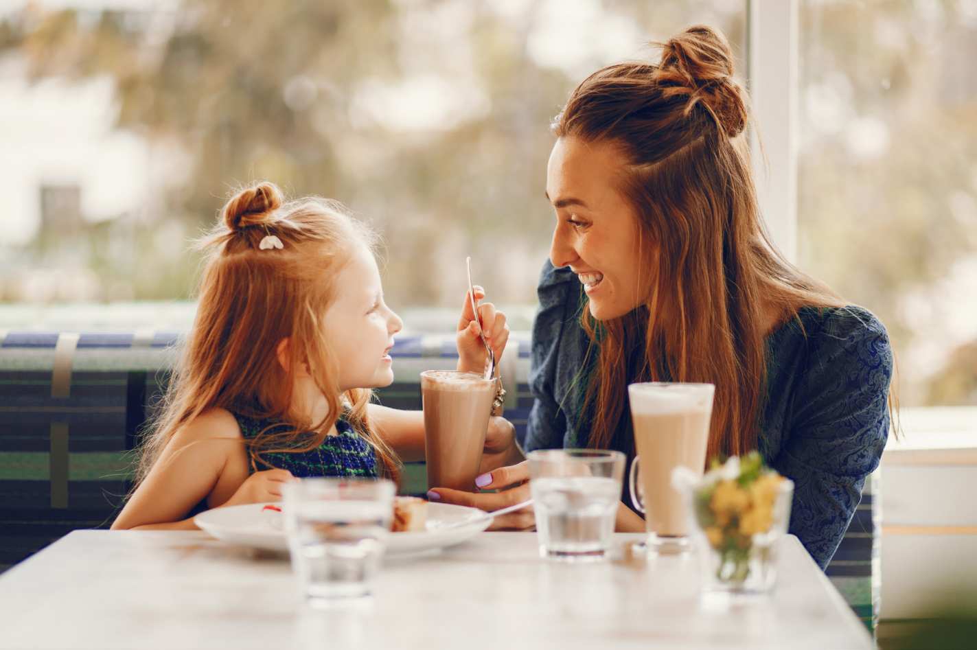 Restaurants & Cafes