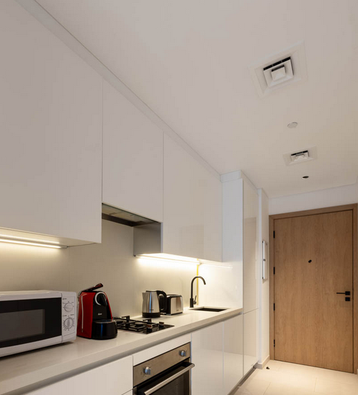 interior 8