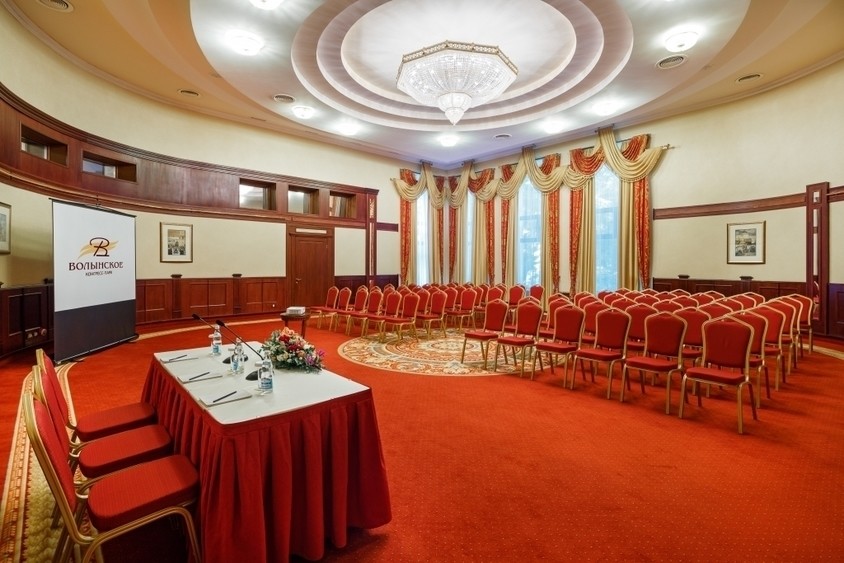 Банкетный зал на 100 персон в ЗАО, м. Славянский бульвар от 3000 руб. на человека