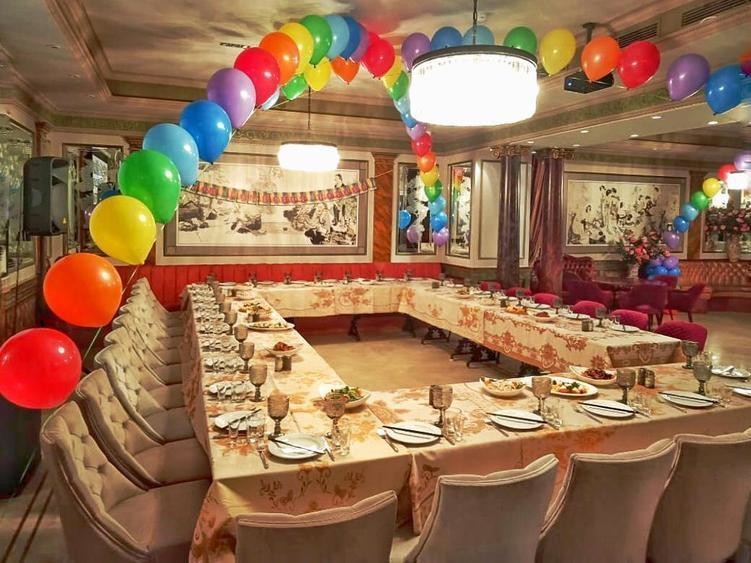 Ресторан на 100 персон в ЦАО, м. Кузнецкий мост от 1500 руб. на человека