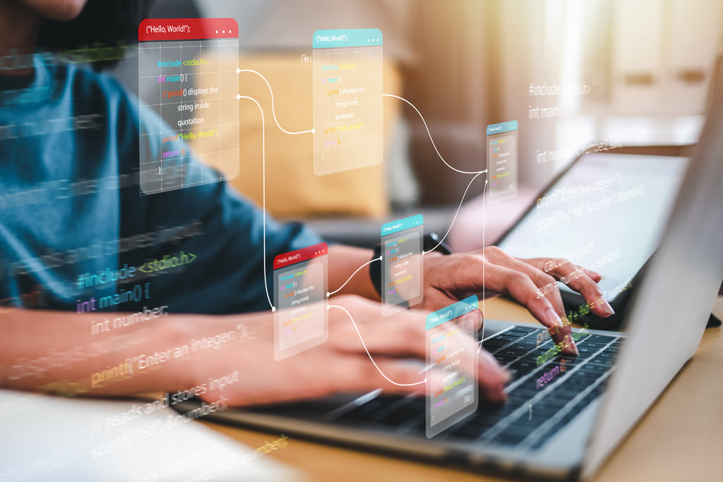 アプリの種類や開発方式の違いのイメージ図