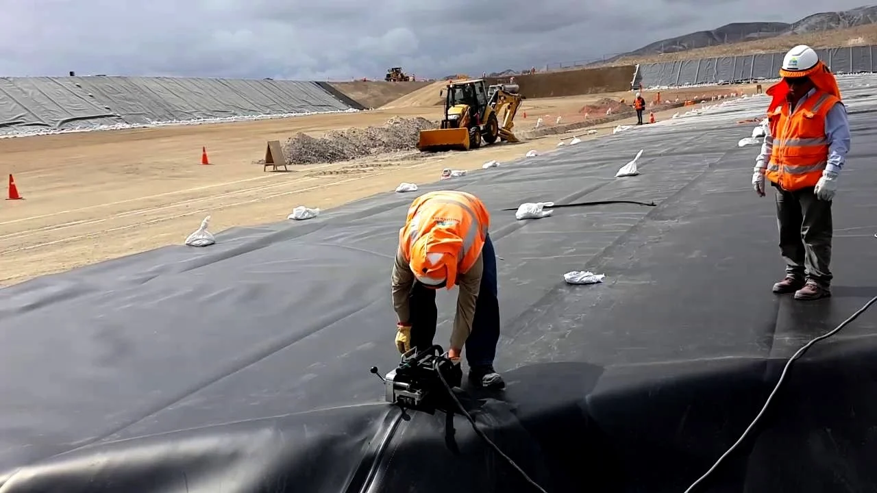 Especialización en Cálculo y Diseño de Geosintéticos