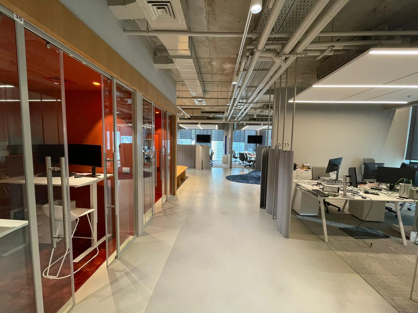 סאבליס במתחם יצחק שדה במתחם יצחק שדה והמסגר תל אביב