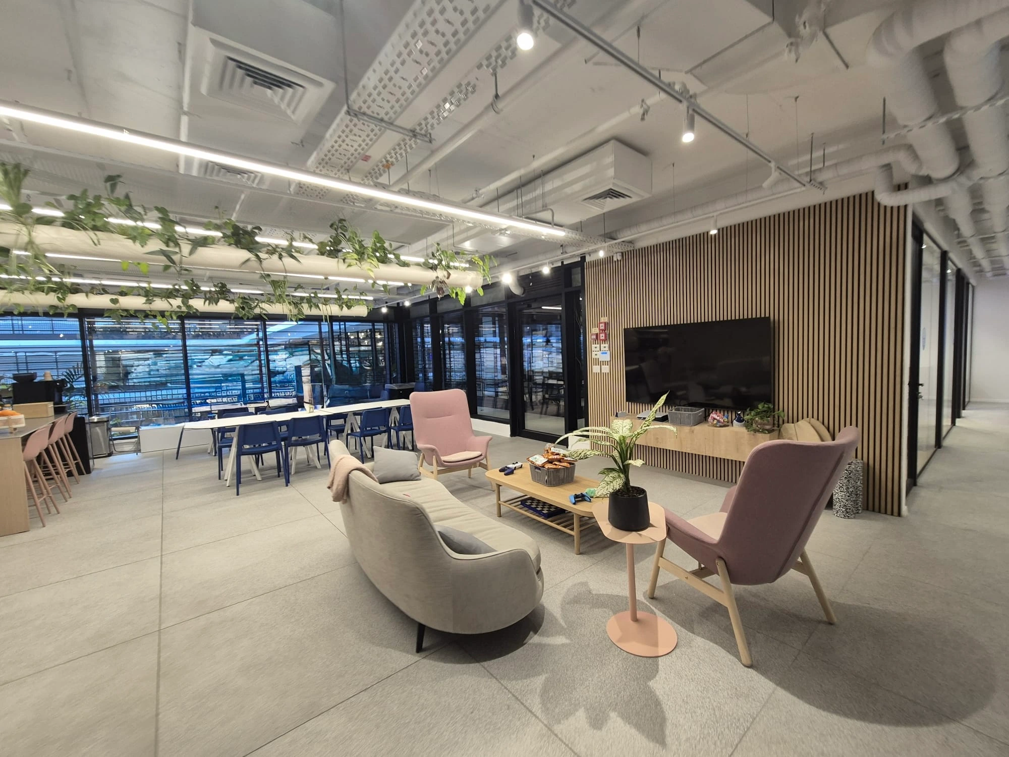 משרדים מהממים להייטק במתחם שרונה | 578 מ״ר כולל מרפסת במתחם שרונה והסביבה תל אביב