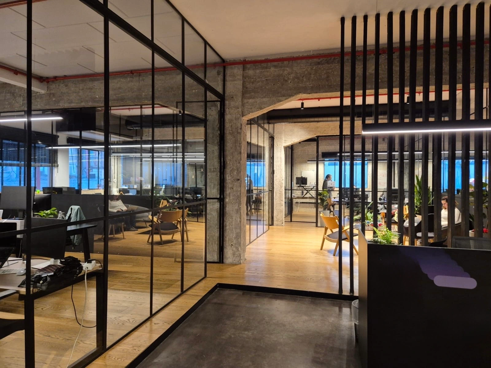 מבנה עצמאי להשכרה במונטיפיורי, ליד שרונה ורכבת השלום, Plug & Play בשכונת מונטיפיורי תל אביב