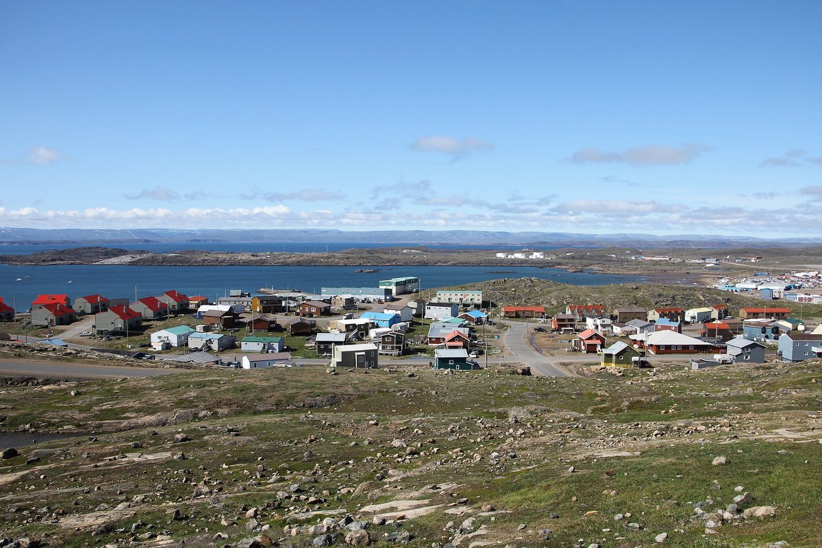 2560px-Bayview_Iqaluit.jpeg