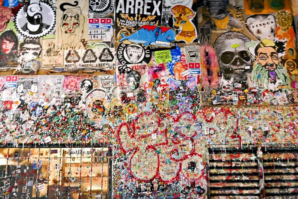 gumwall4