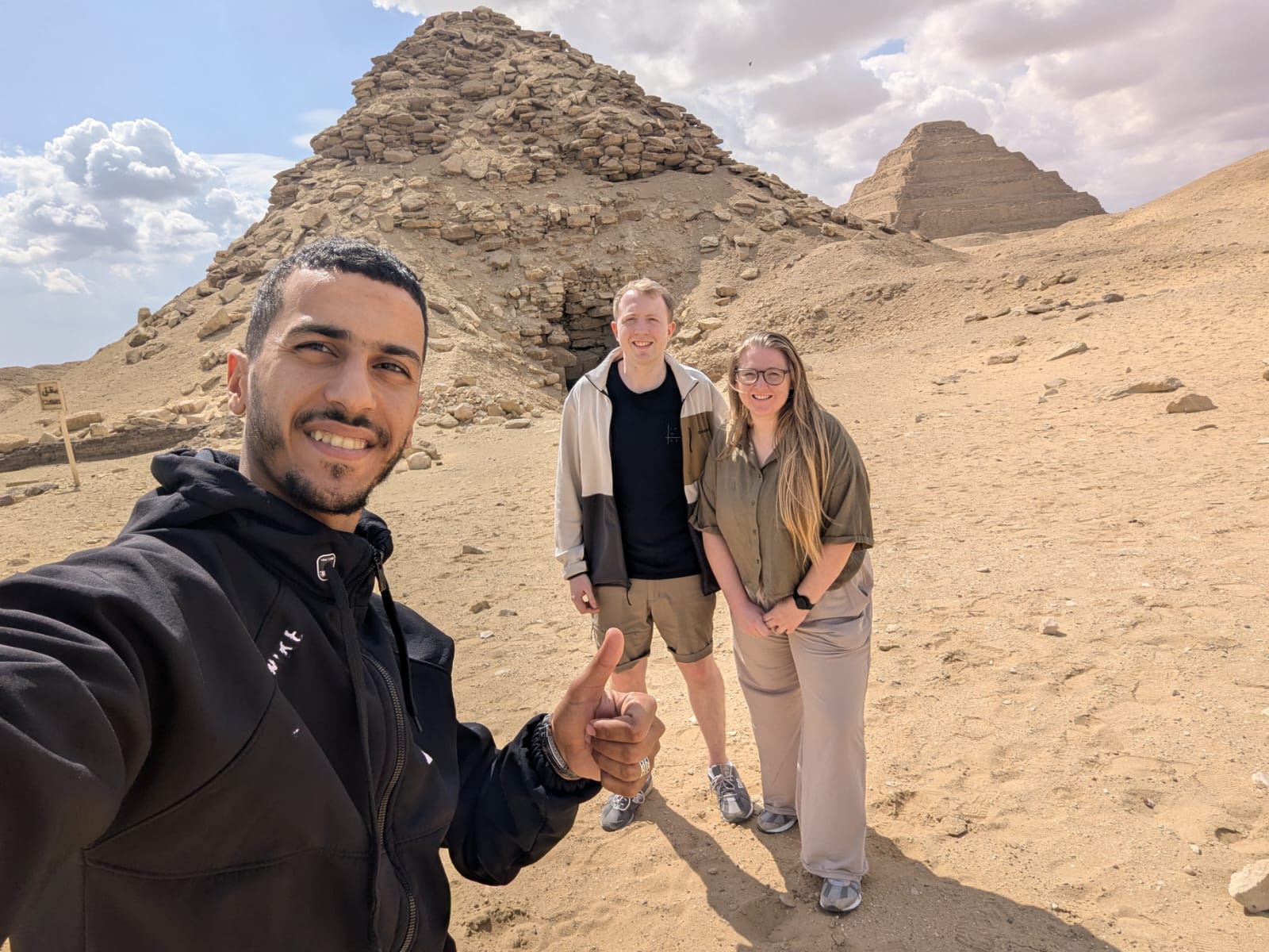 Giza Pyramids, Sphinx & Saqqara Private Tour