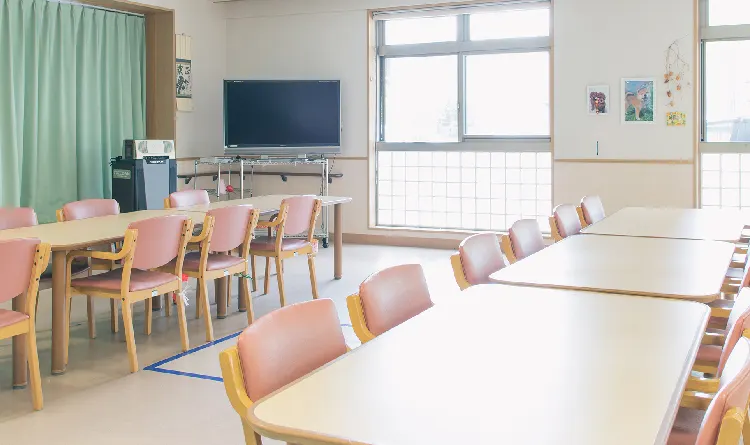 ロイヤル川口｜埼玉県川口市の介護付き有料老人ホーム（写真1）