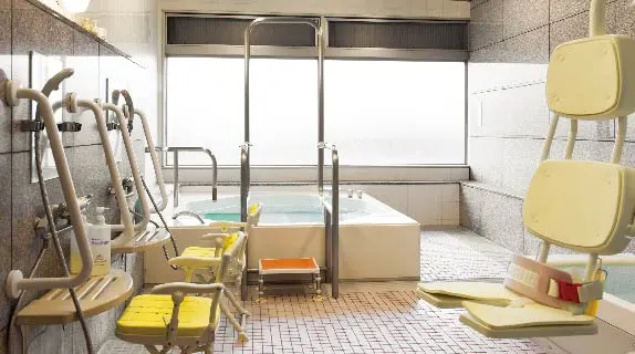 チャームスイート千歳烏山｜東京都世田谷区の介護付き有料老人ホーム（写真1）