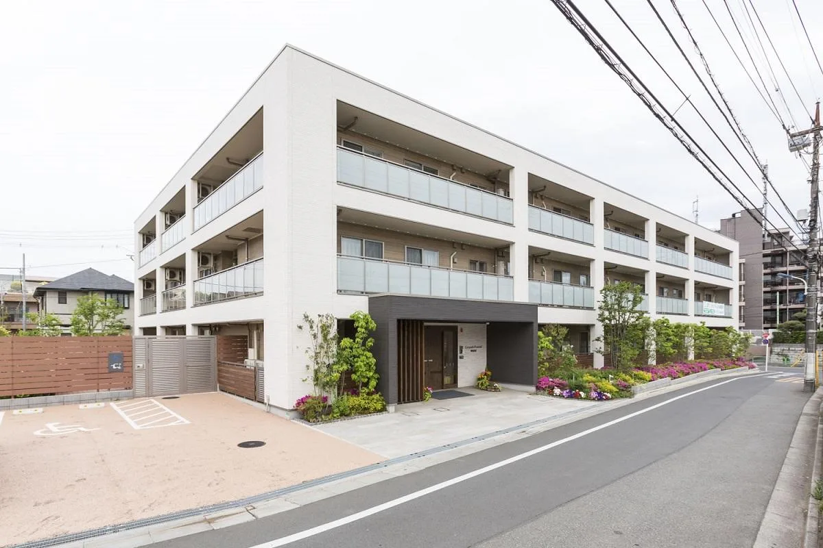 グランフォレスト練馬高松｜東京都練馬区の介護付き有料老人ホーム（写真1）