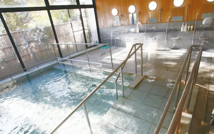 ライフケアガーデン熱川別館｜静岡県東伊豆町の介護付き有料老人ホーム（写真1）