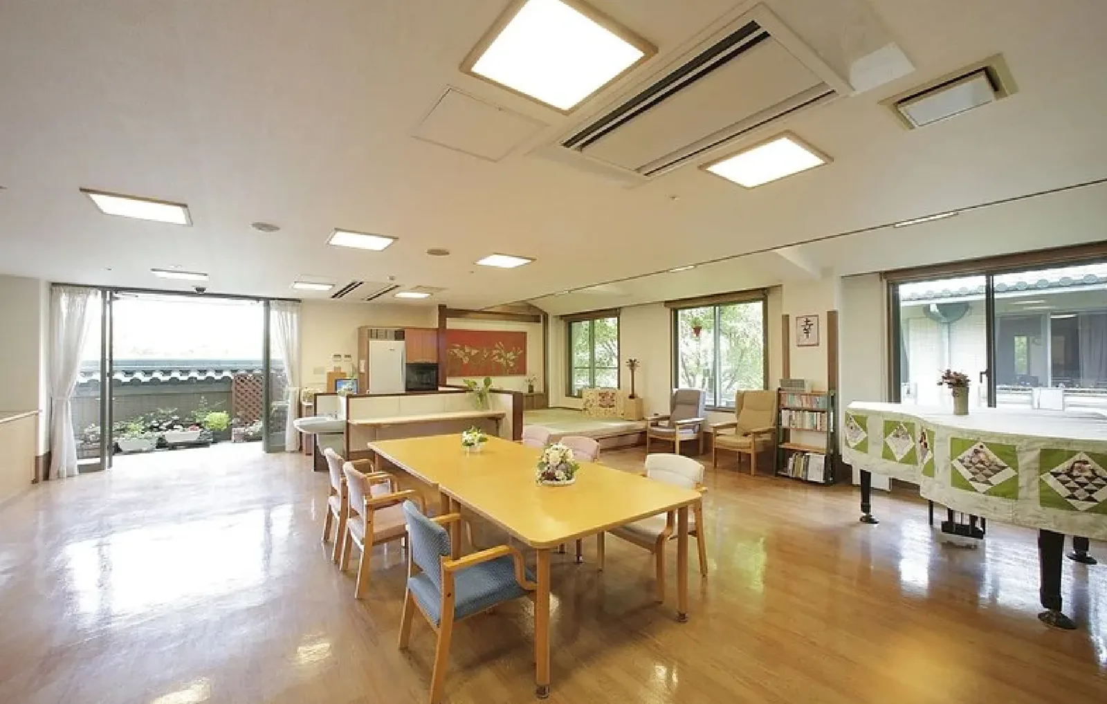 エスティームライフ学園前｜奈良県奈良市の介護付き有料老人ホーム（写真1）