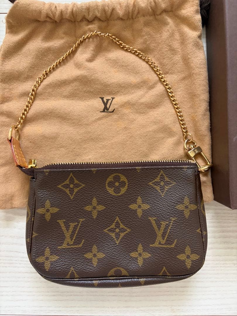 LOUIS VUITTON ミニ・ポシェット・アクセソワール　美品