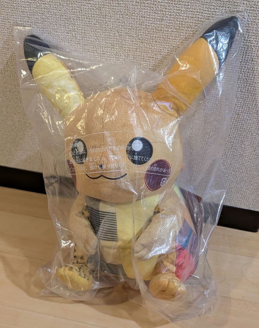 Sean Wotherspoon × Pokémon ぬいぐるみ ピカチュウ