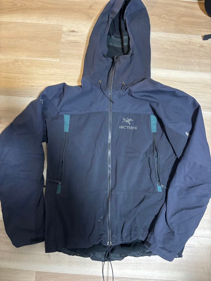 ARC’TERYX SIGMA SV JACKET WINDSTOPPER