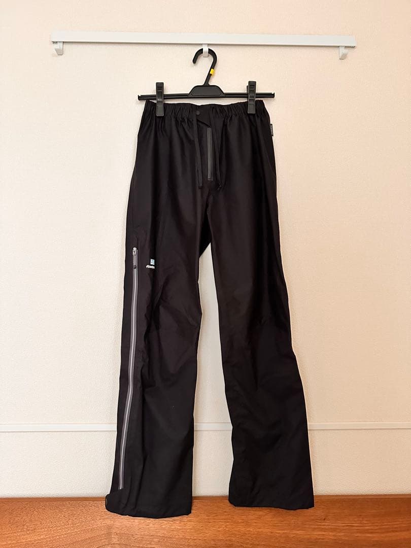 finetrackエバーブレスレグンパンツ レディースS ブラック