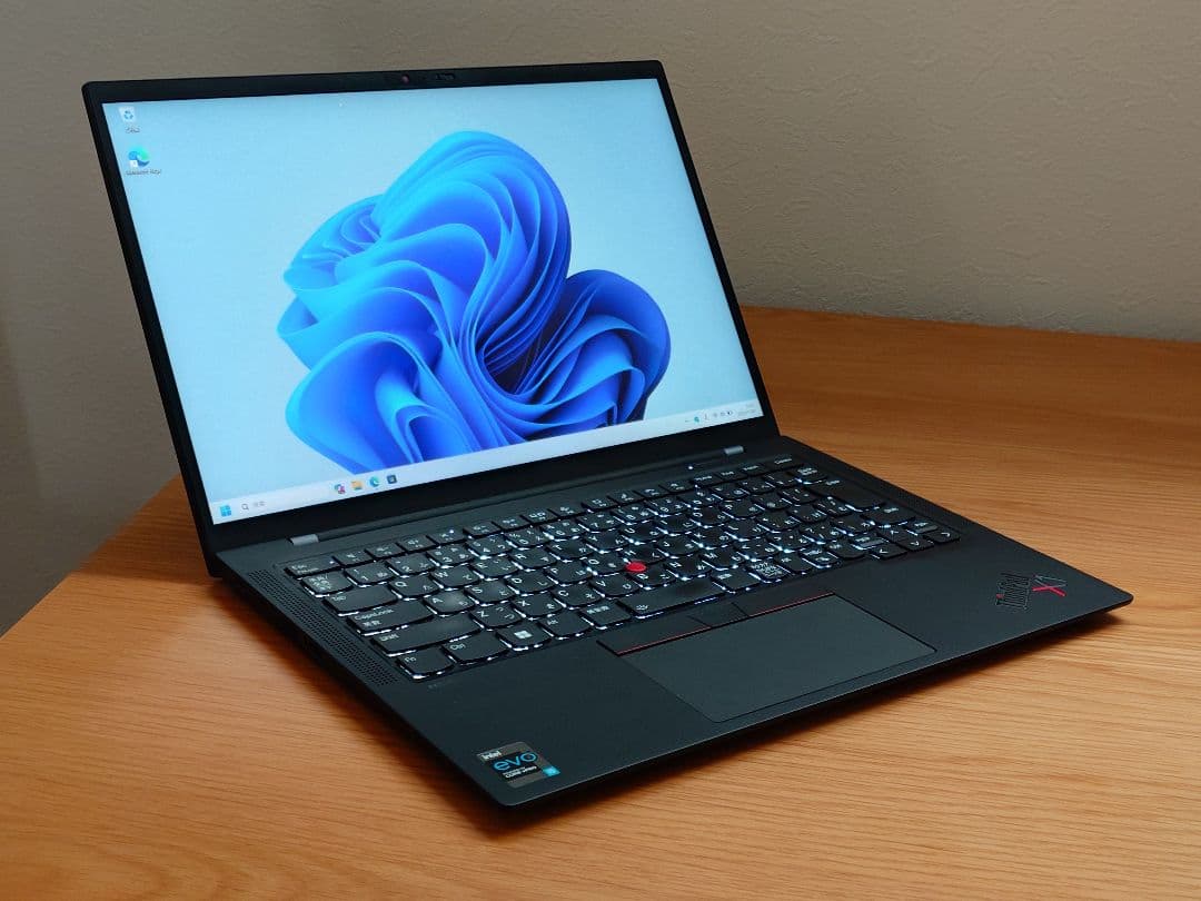 Lenovo Thinkpad X1 Gen 9 i5 第11世代 by メルカリ