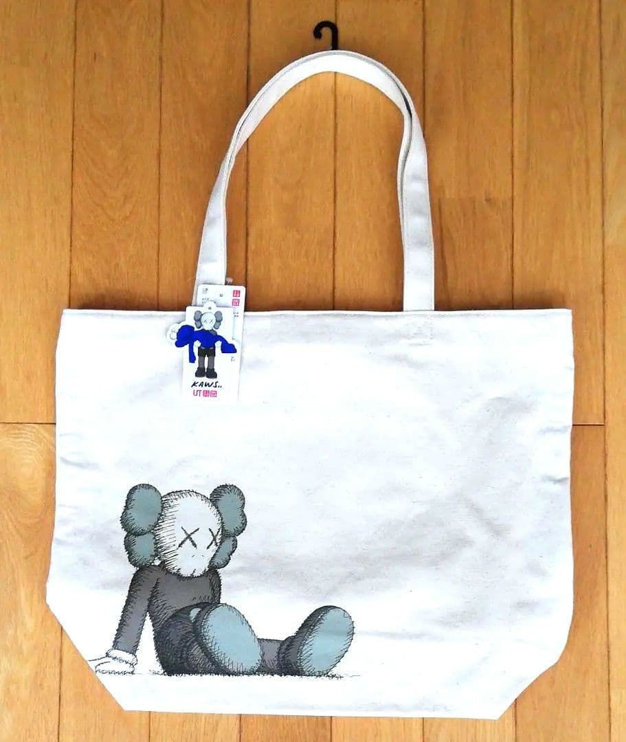カウズ トートバッグ 新品タグ付 ユニクロ UNIQLO KAWS 2019 by メルカリ
