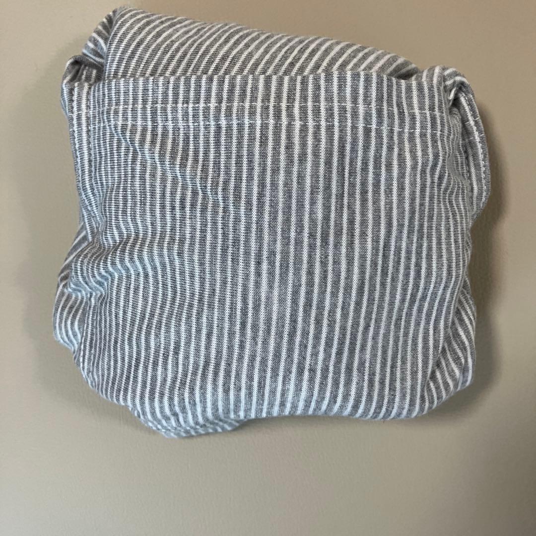 犬印　授乳ケープ　グレー　ボーダー by メルカリ