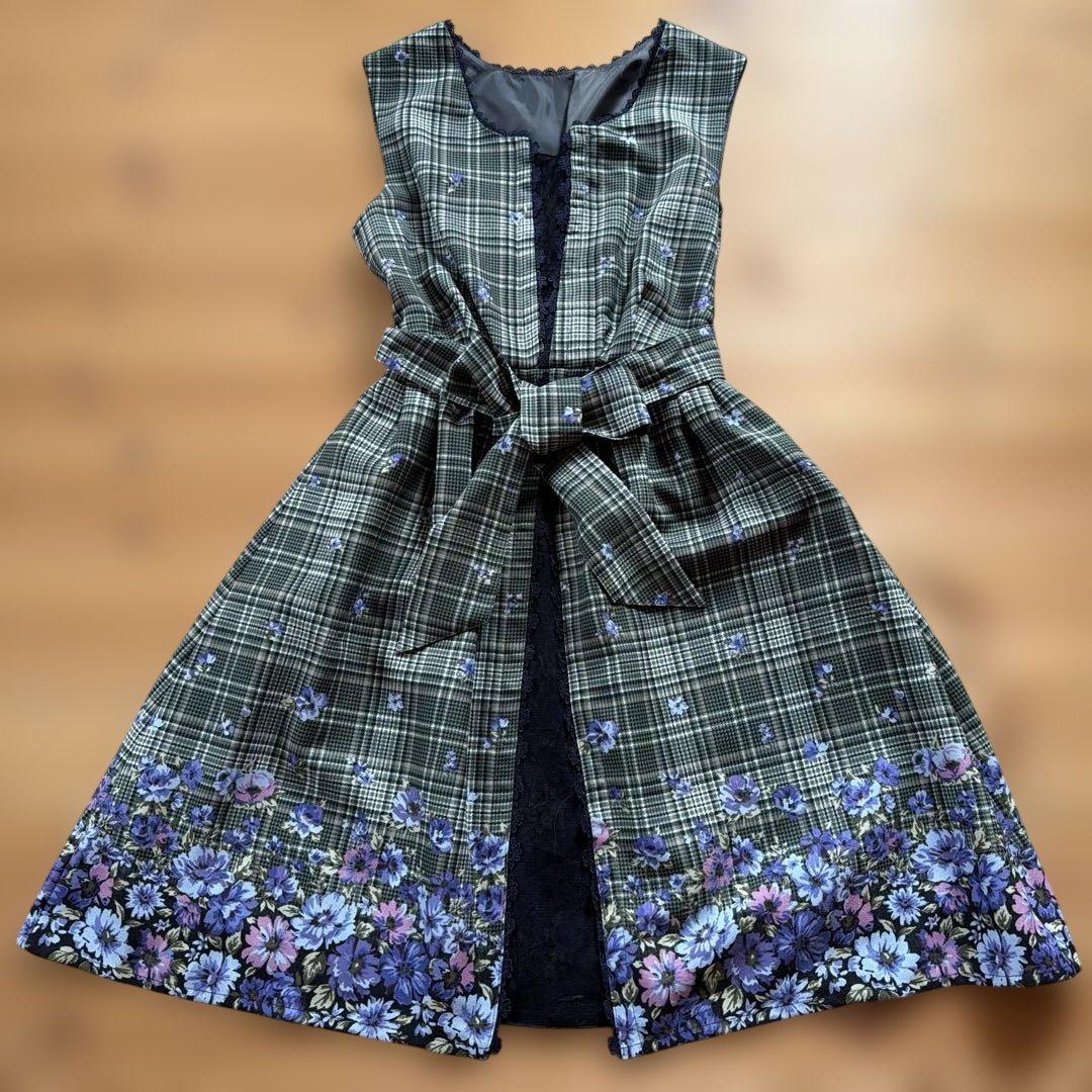 axes femme 花柄ジャンパースカート