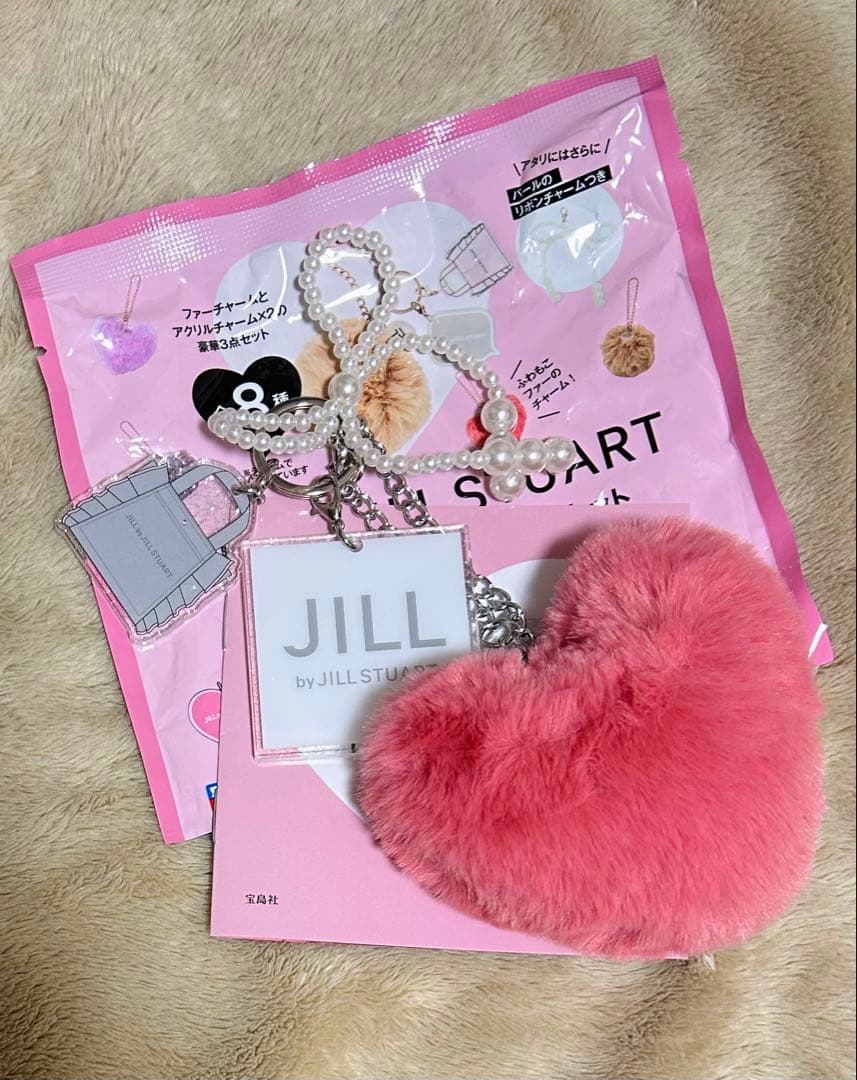JILL by JILL STUART ふわもこファー&ロゴチャームセット by メルカリ